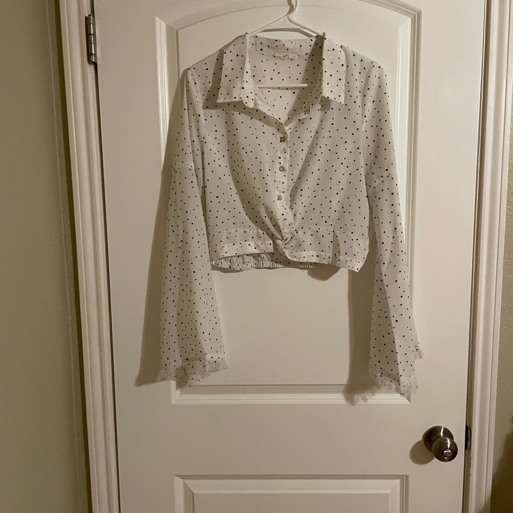 Le Lis | Black & White Polka Dot Collared Bell Sleeve Blouse